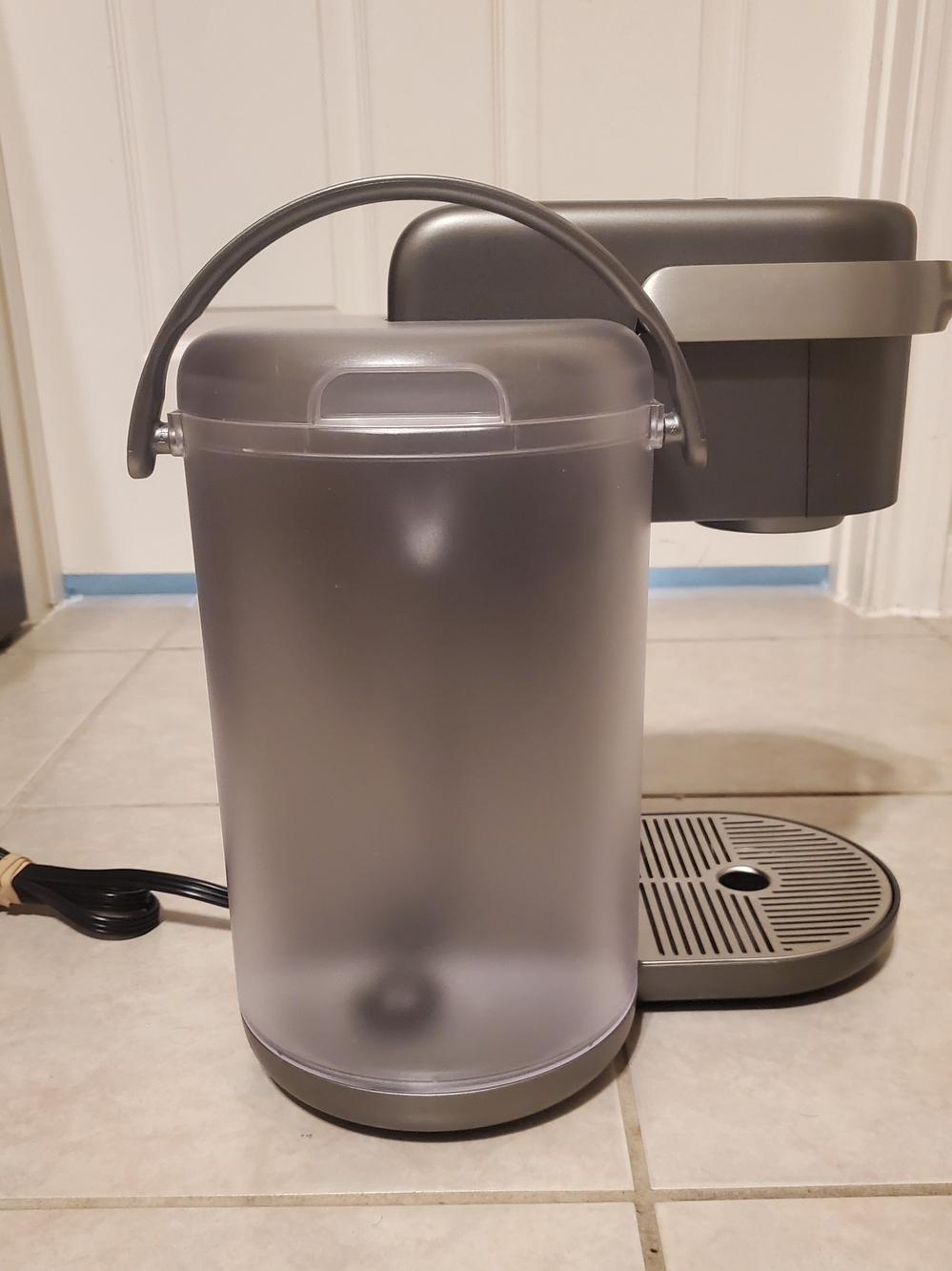 Keurig Silver Gray Single-Serve Coffee & Latte Maker - Picture 2 of 8